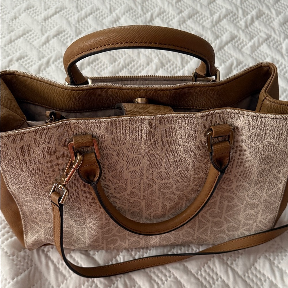 Calvin Klein Tan Beige Monogram Tote - Picture 9 of 10